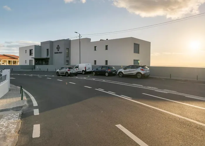 Saraiva Hills Ii By An Island